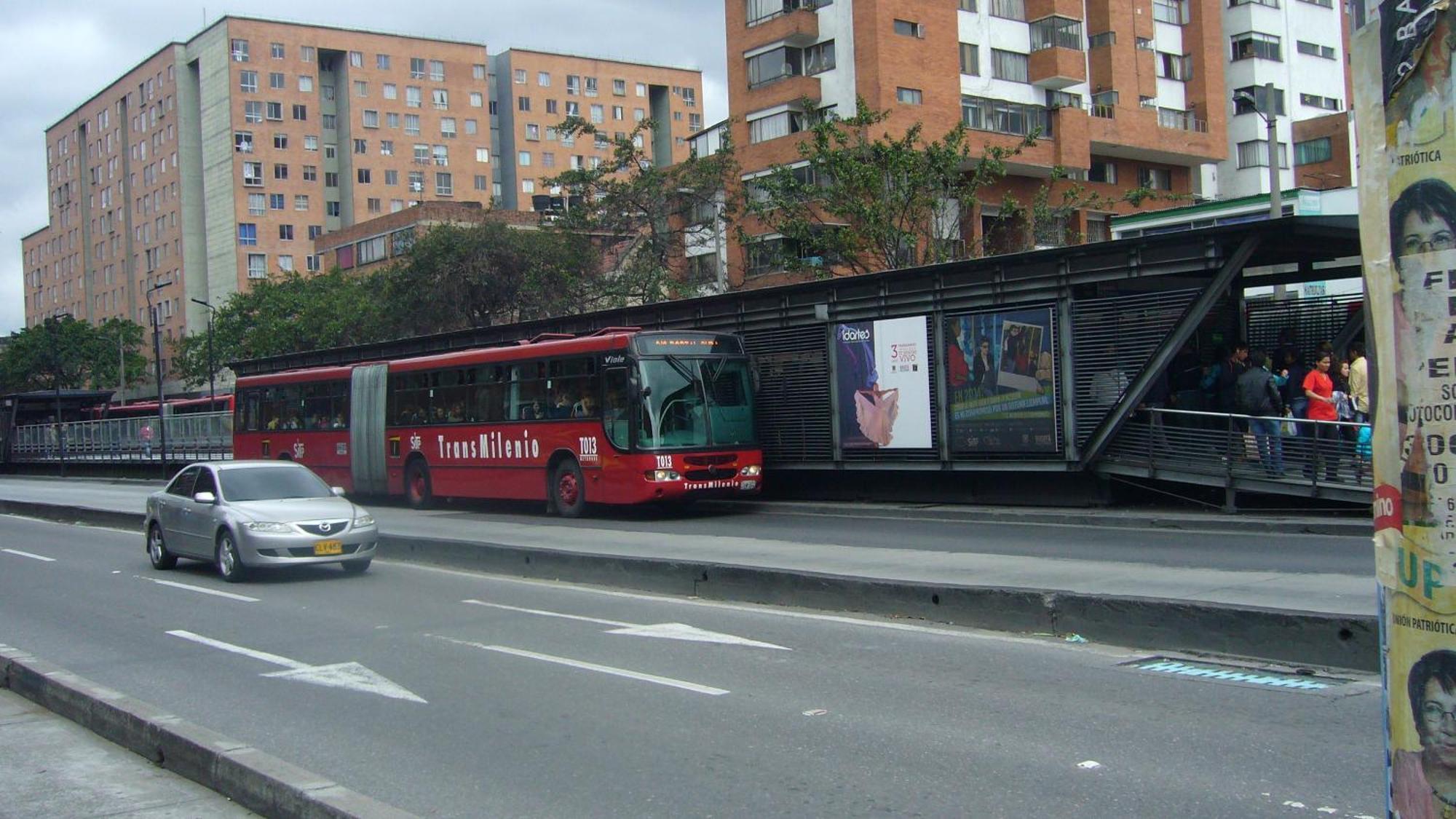 Apartahotel Bogota Gran Marquez, Apartaestudios Y Habitaciones Luaran gambar
