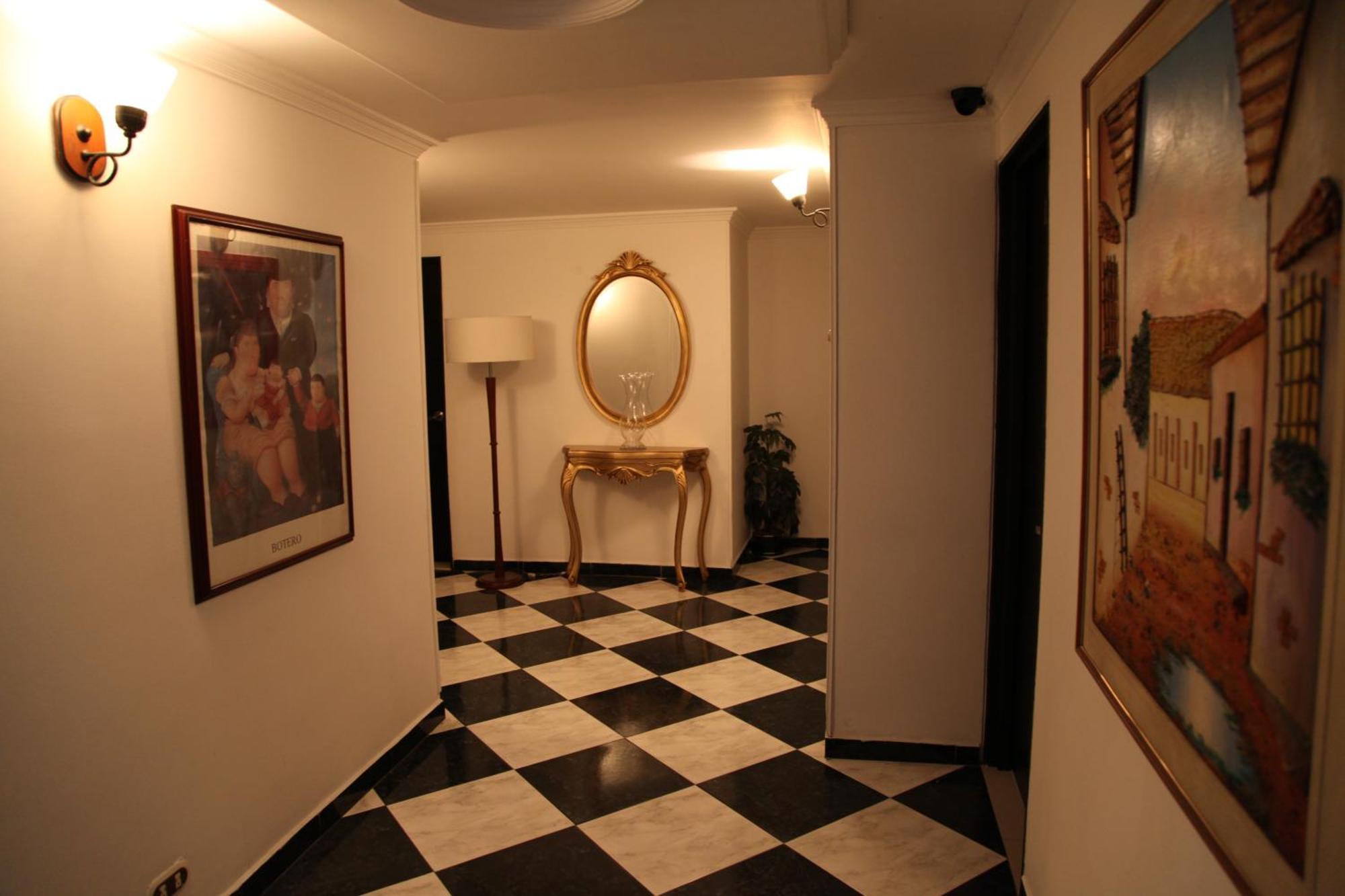 Apartahotel Bogota Gran Marquez, Apartaestudios Y Habitaciones Luaran gambar
