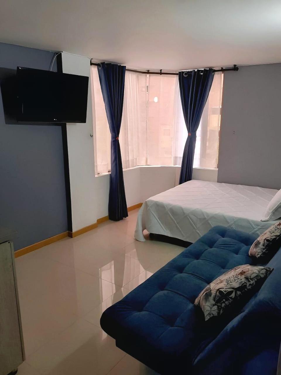 Apartahotel Bogota Gran Marquez, Apartaestudios Y Habitaciones Luaran gambar