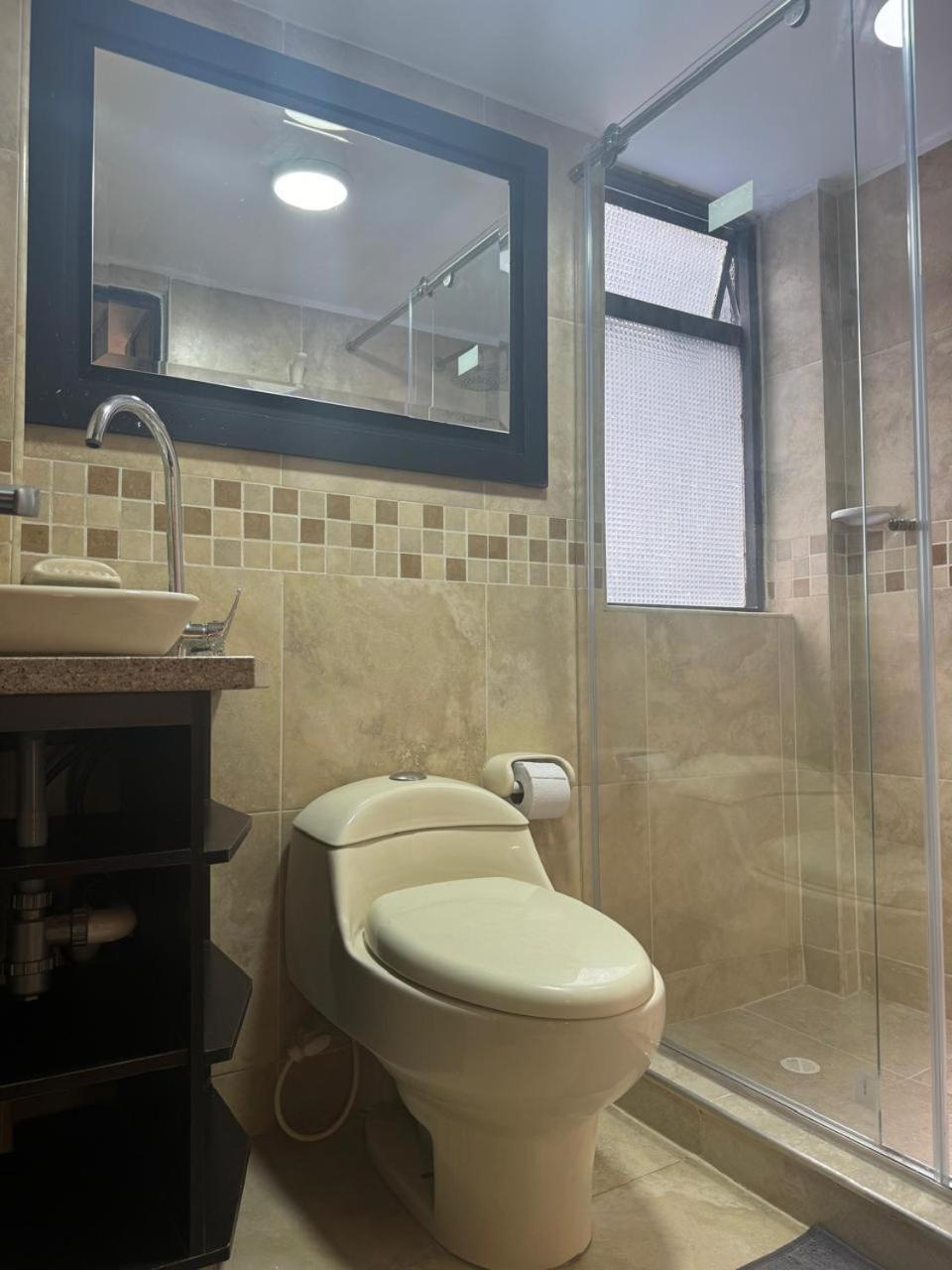 Apartahotel Bogota Gran Marquez, Apartaestudios Y Habitaciones Luaran gambar